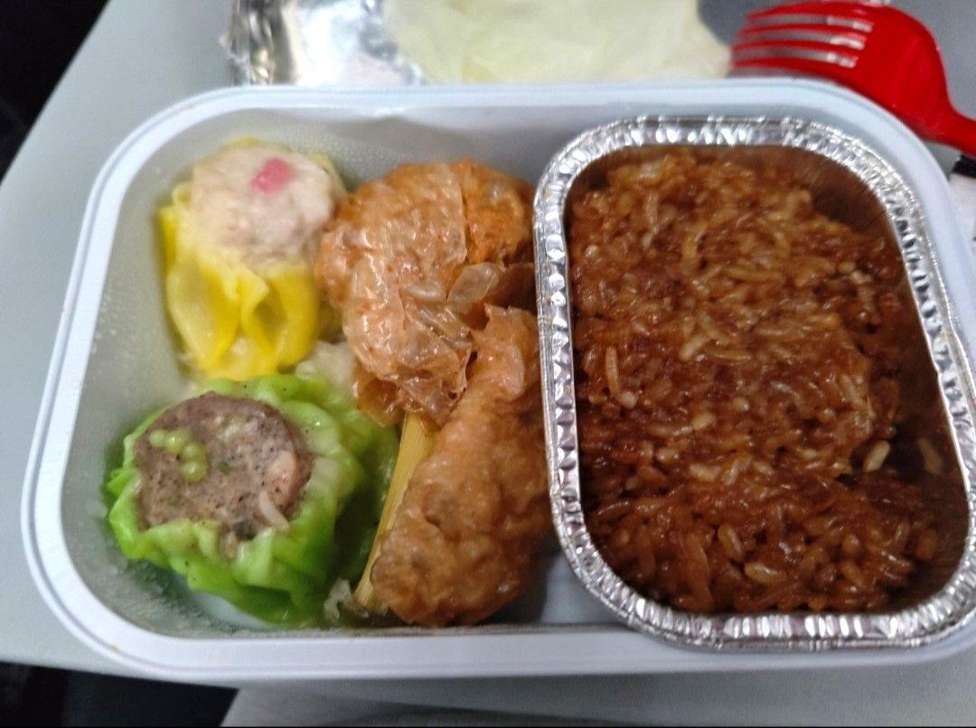 Airasia（エアアジア）で旧正月限定メニュー【マレーシア】【機内食】